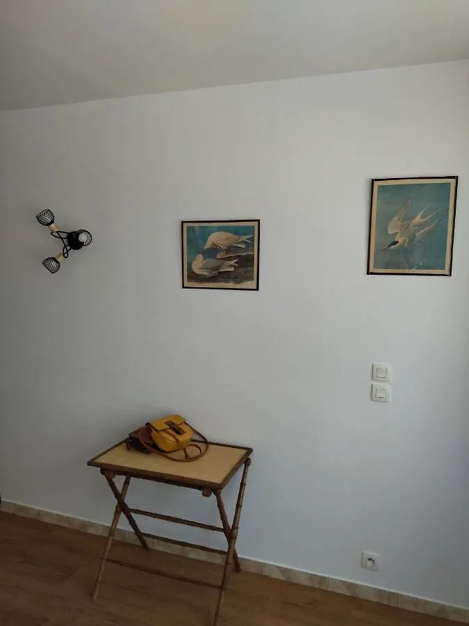La Porte Bleue Cancale Apartment